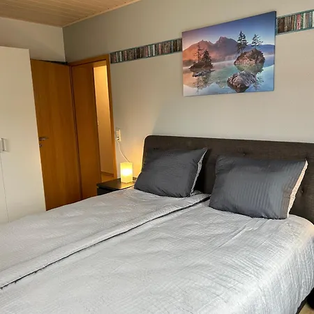 Dachstuebchen 公寓 巴特劳特堡