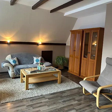 Dachstuebchen * 巴特劳特堡